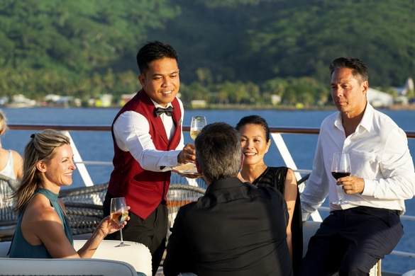 Paul Gauguin Cruises MS Paul Gauguin La Palette Lifestyle 1 ©Paul Gauguin Cruises.jpg
